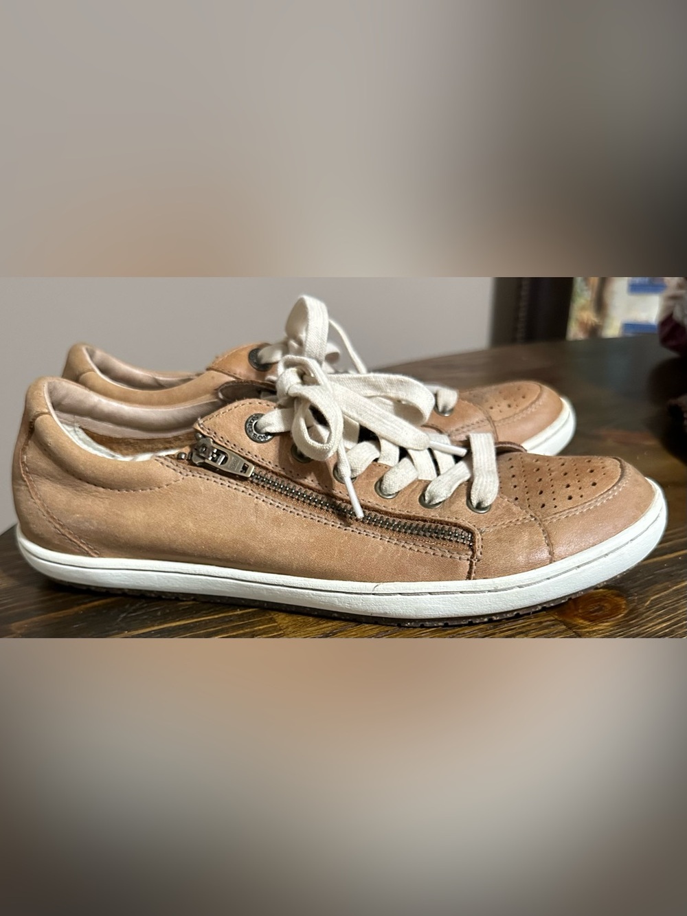 Taos Footwear Women's Golden Tan Leather Sneakers with Side Zipper